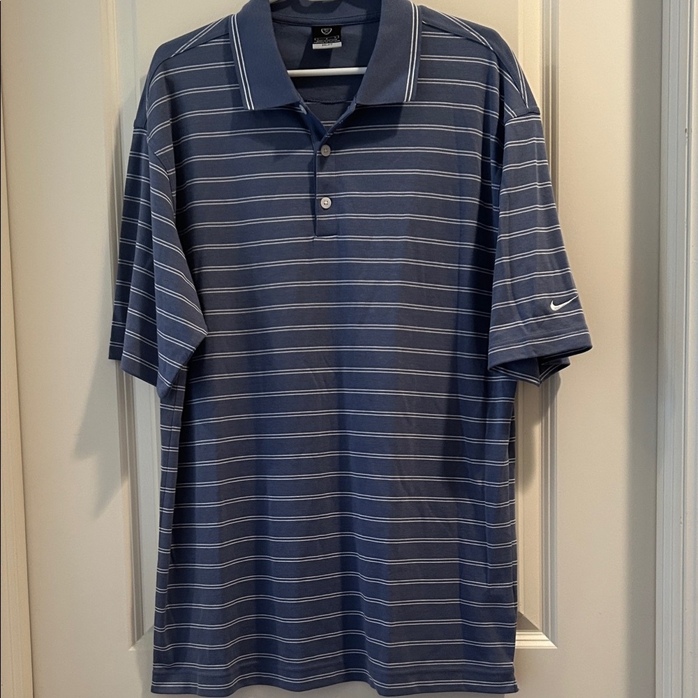 Nike Dri Fit Men Blue White striped 1/4 button Polo Shirt short sleeves size L